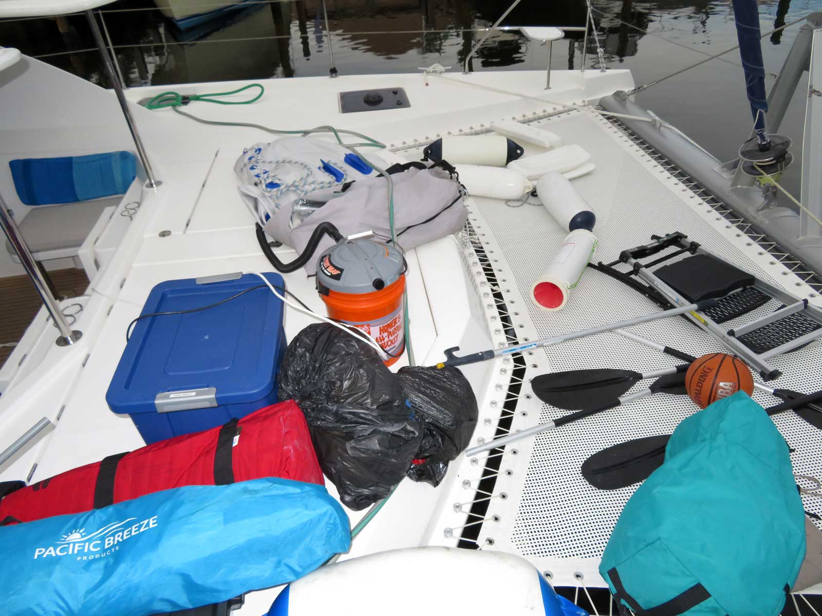 Forepeak Store Starboard-Forepeak-stuffing – Burnetts Ahoy!